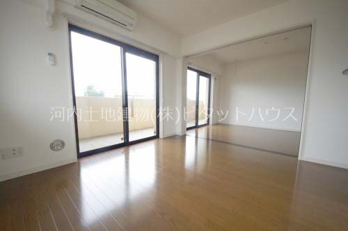 居室・リビング　リビング