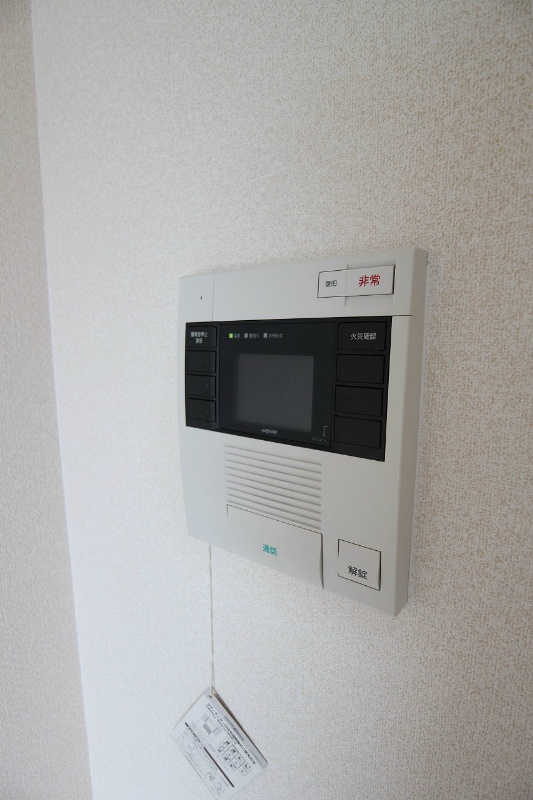 セキュリティ　別室の写真参照。