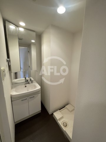 洗面設備　エスリード福島リバーフロント　洗面所