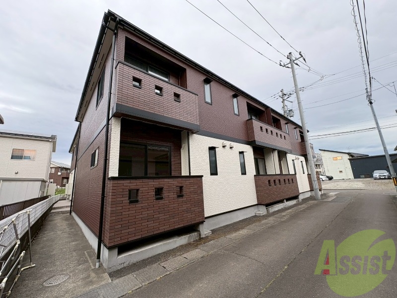 建物外観　宮城野区岩切三所北「フローラルコートＢ棟」