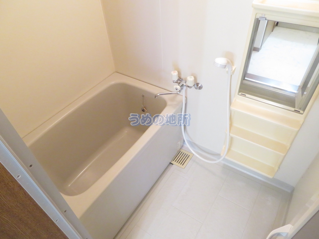 バス・シャワールーム　浴室