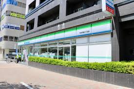 コンビニ　ファミリーマート小伝馬町大門通り店（コンビニ）まで154m