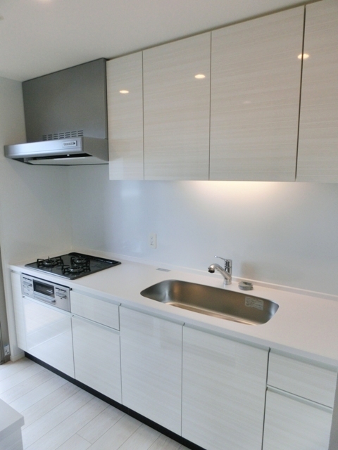 キッチン　※写真は同タイプ住戸です。