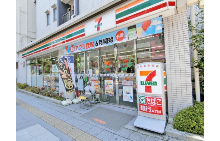 コンビニ　セブンイレブン台東柳橋1丁目店（コンビニ）まで217m