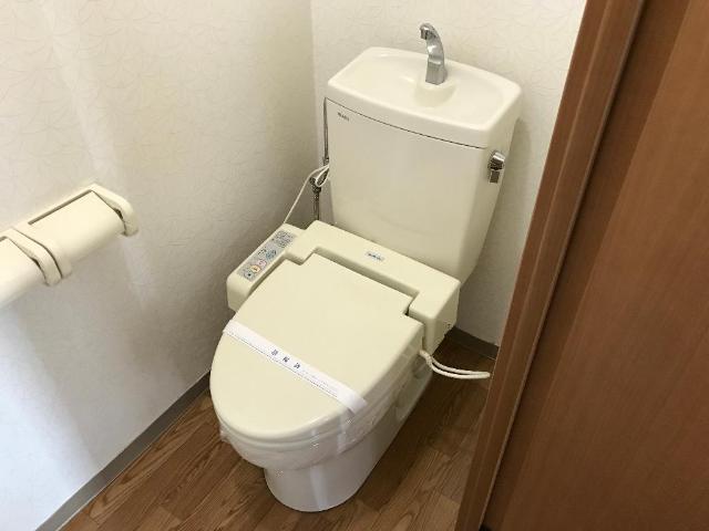 トイレ　シャワー付トイレ