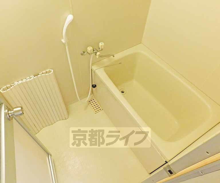 バス・シャワールーム　お風呂です。