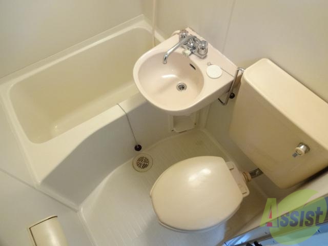 トイレ　シンプルなトイレです。