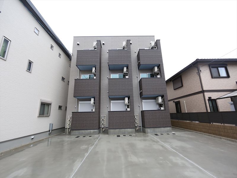 建物外観　外観　デザイナーズ　インターネット無料