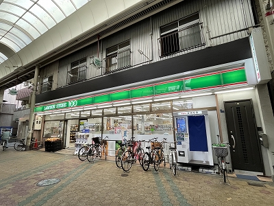 コンビニ　ローソンストア100 天下茶屋店（コンビニ）まで433m