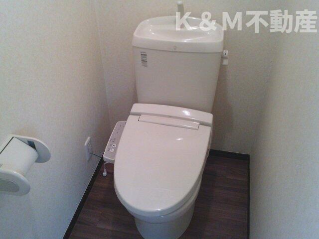 トイレ　清潔感のあるトイレです