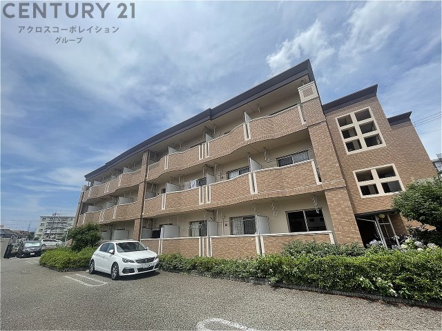 建物外観　オートロック、防犯カメラ、TVモニターホン完備☆