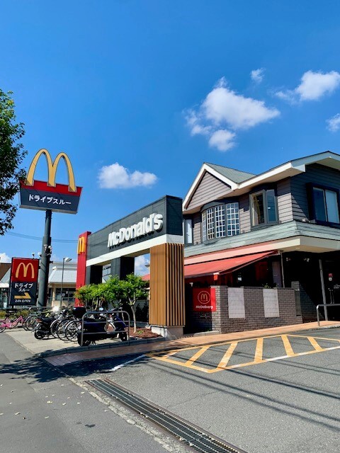 飲食店　マクドナルド河辺店（飲食店）まで140m