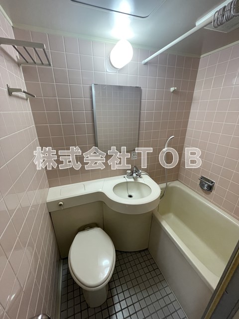 洗面設備　※別号室同間取り参考写真です。