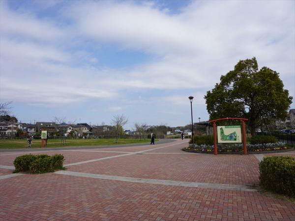 公園　坪井近隣公園（公園）まで600m