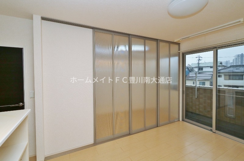 居室・リビング　同型別部屋写真