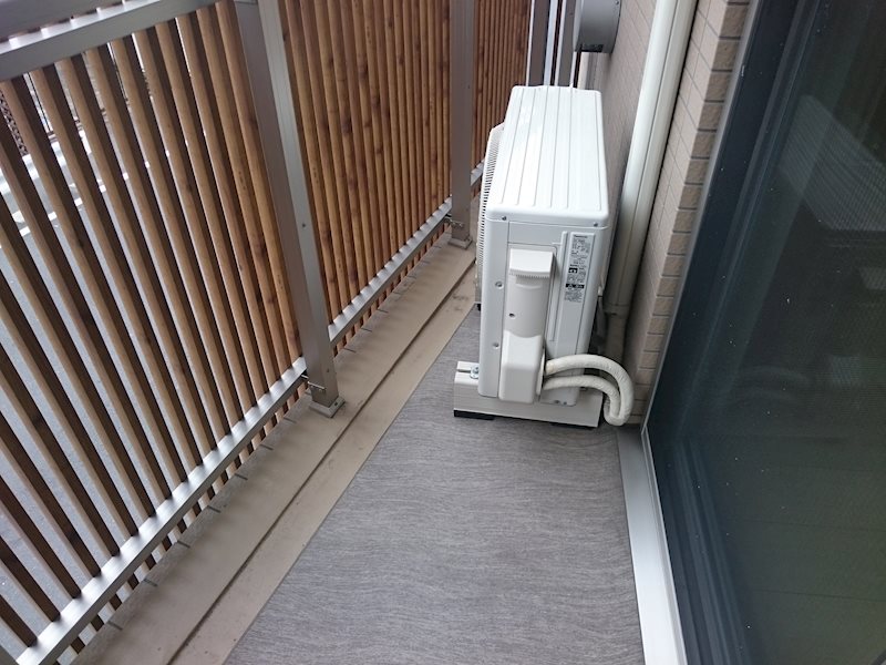 バルコニー