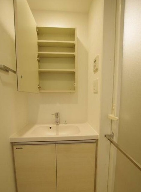 洗面設備　別部屋同仕様タイプ
