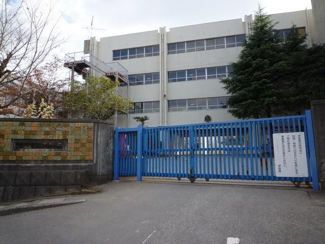 小学校　上本郷第二小学校（小学校）まで400m