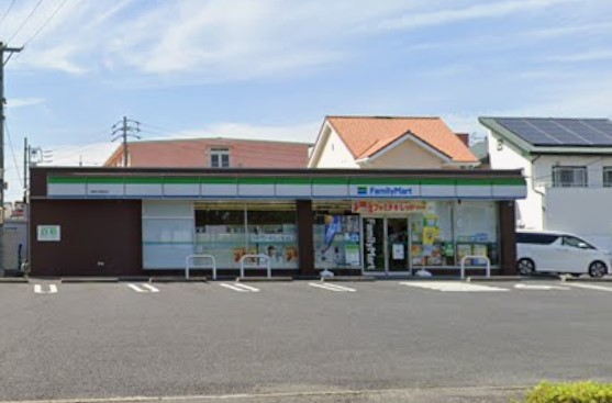 コンビニ　ファミリーマート 朝宮公園前店（コンビニ）まで753m