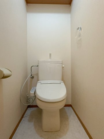 トイレ　別タイプのお部屋の写真です