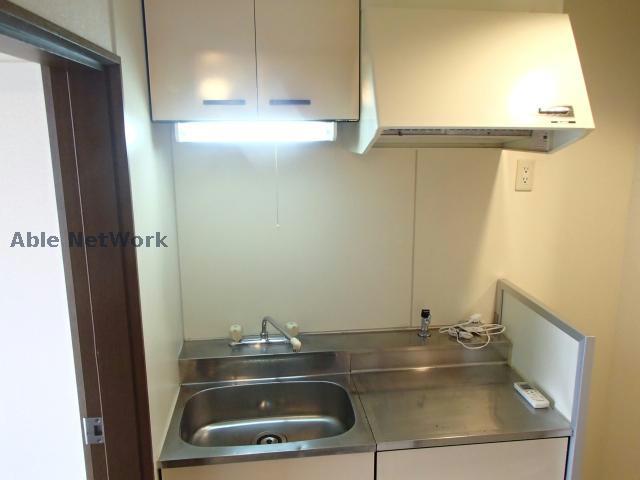 キッチン　※同物件別部屋の写真です。