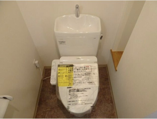 トイレ　別部屋参考写真