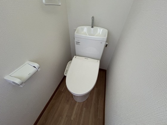 トイレ　※別部屋の写真です