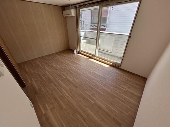 居室・リビング　※別部屋の写真です