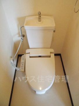 トイレ　シャワー付トイレ