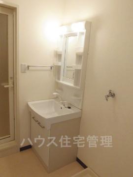 洗面設備　洗髪洗面化粧台