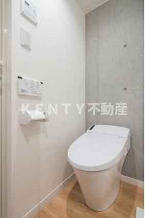 トイレ　シンプルで使いやすいトイレです