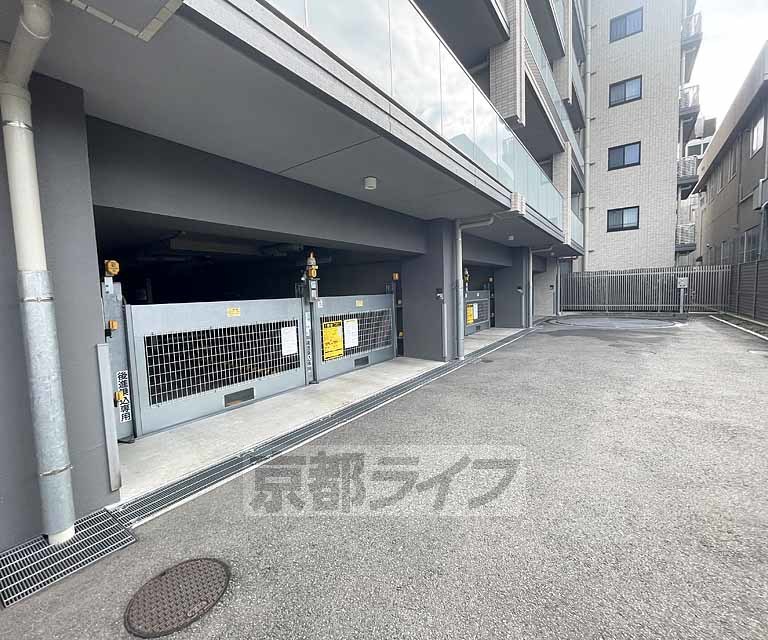 玄関　靴収納付きの玄関