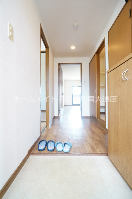玄関　同型別部屋写真