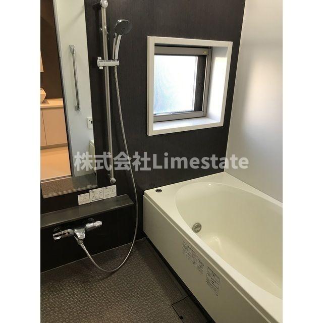 バス・シャワールーム　別部屋参考写真