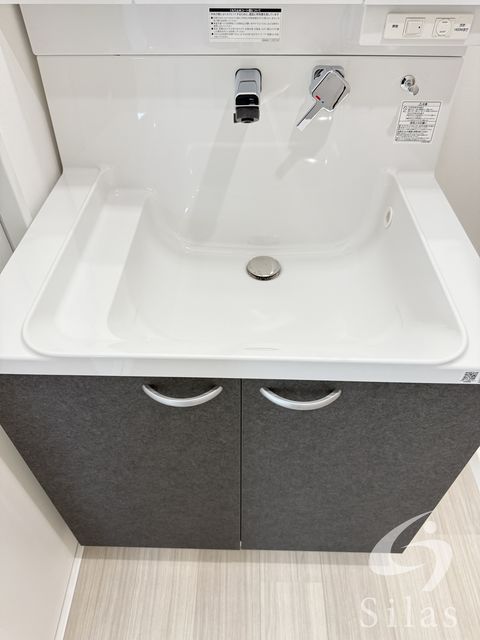 洗面設備　同仕様