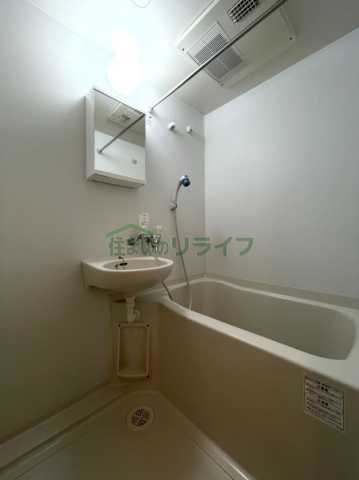 バス・シャワールーム　別部屋参考写真