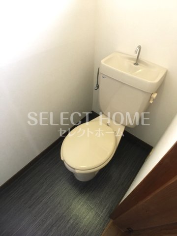 トイレ　シンプルで使いやすいトイレです同型タイプ
