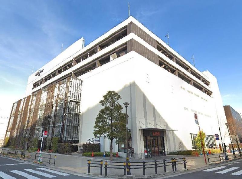 スーパー　ライフポンテポルタ千住店（スーパー）まで400m