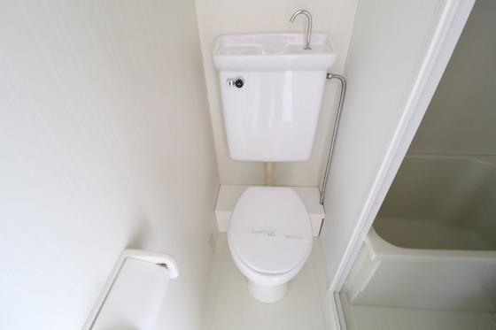トイレ　※別部屋のお写真です。