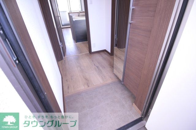玄関　お問合せはタウンハウジングまで！※現地待合わせ相談可能