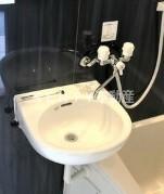 洗面設備　コンパクトで使いやすい洗面所
