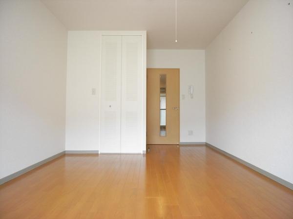 居室・リビング　内装