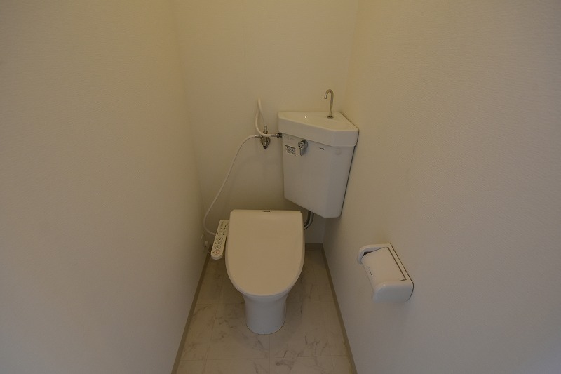 トイレ　コンパクトで使いやすいトイレです♪