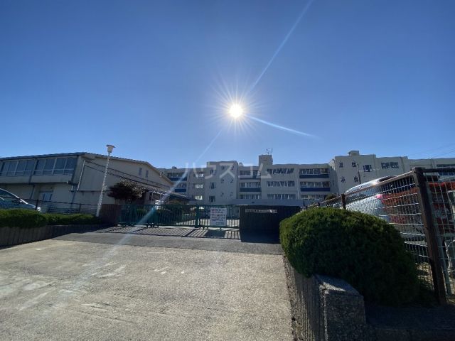 小学校　南流山小学校（小学校）まで609m