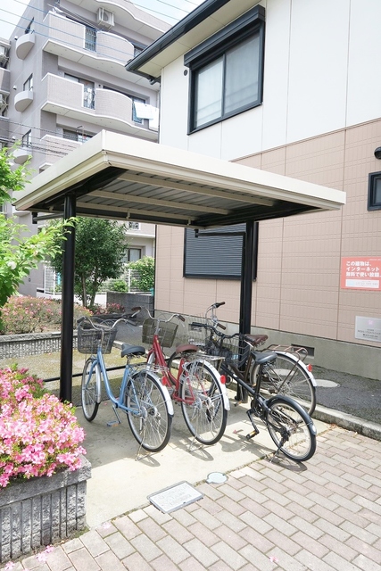 その他共有部分　屋根付駐輪場