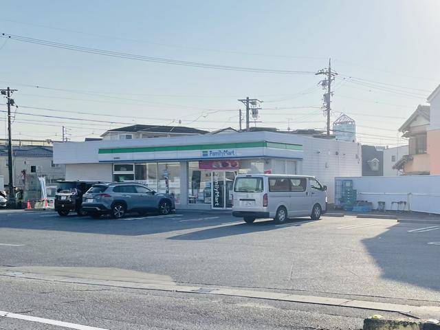 コンビニ　ファミリーマート清洲御園店（コンビニ）まで1142m