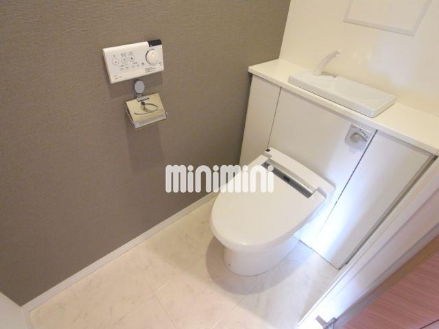 トイレ　シャワー付きトイレです！