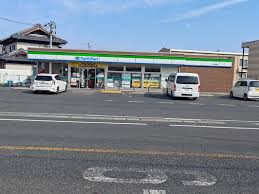 コンビニ　ファミリーマート岡山新福店（コンビニ）まで266m
