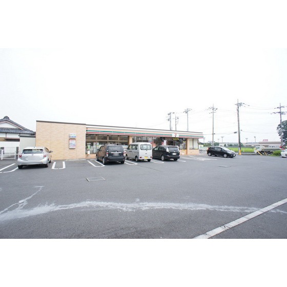 コンビニ　セブンイレブン水戸見川店（コンビニ）まで441m