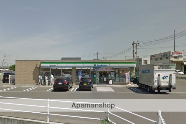 コンビニ　ファミリーマート（コンビニ）まで343m
